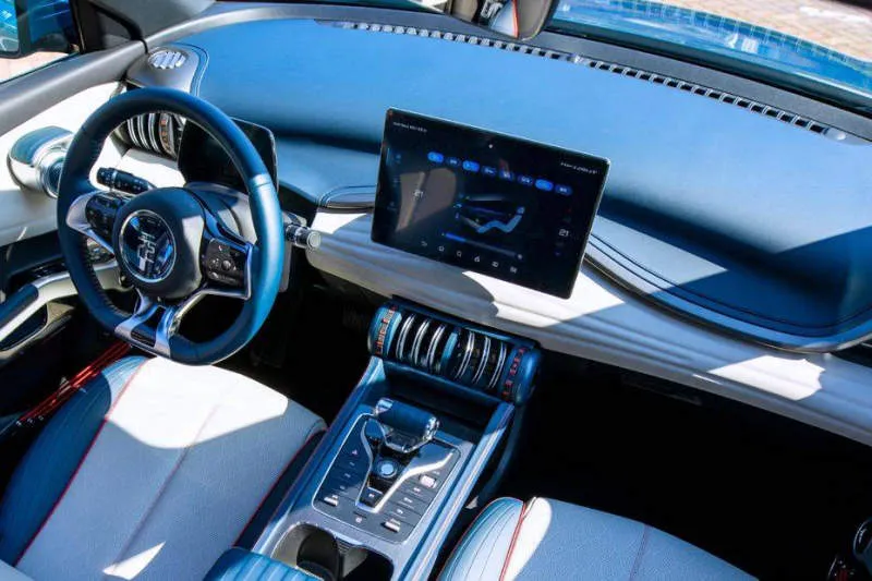 Desain Interior Mobil