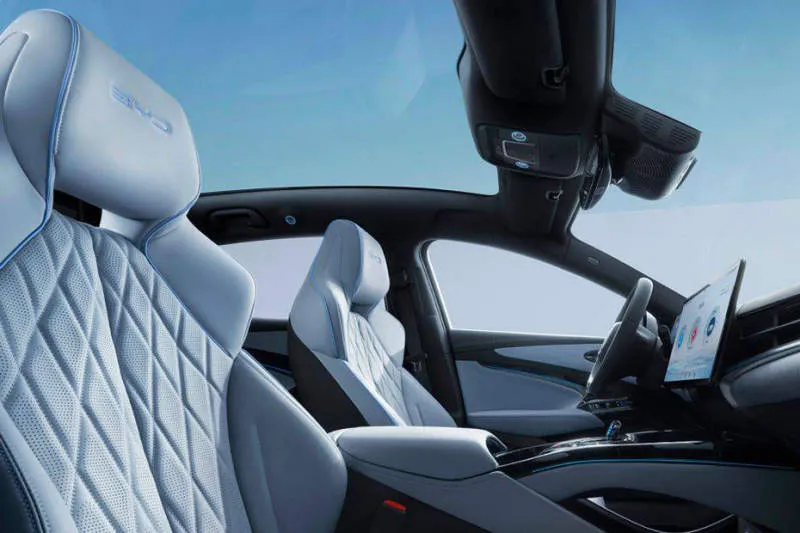 Desain Interior Mobil