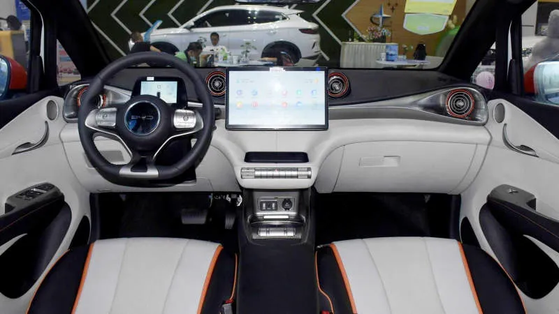 Desain Interior Mobil