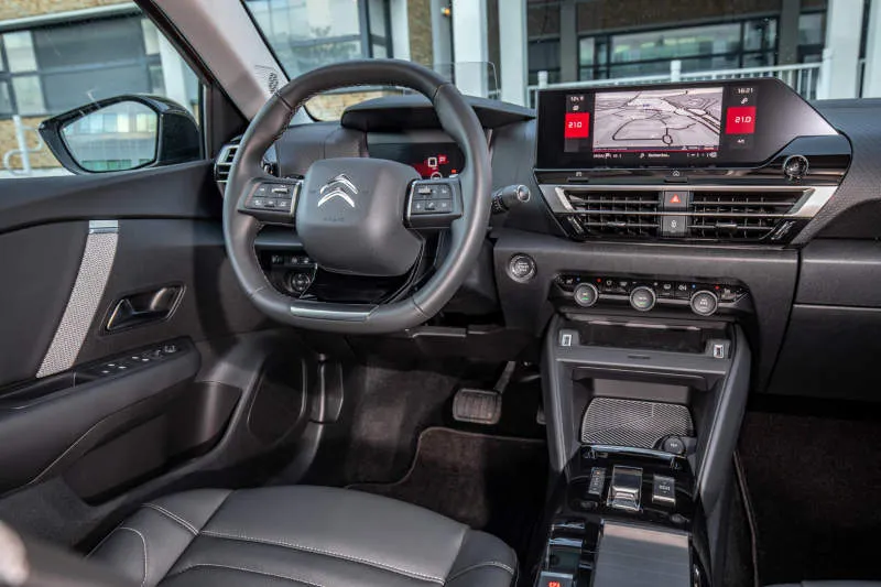 Desain Interior Mobil