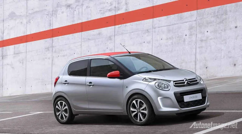 Citroen C1 Hitam