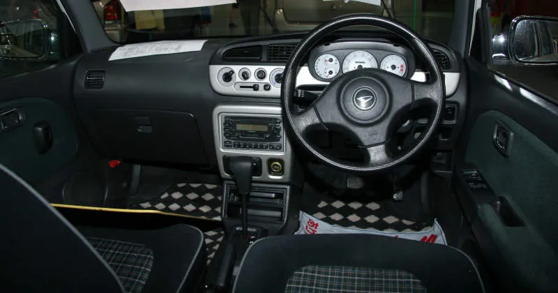Desain Interior Mobil
