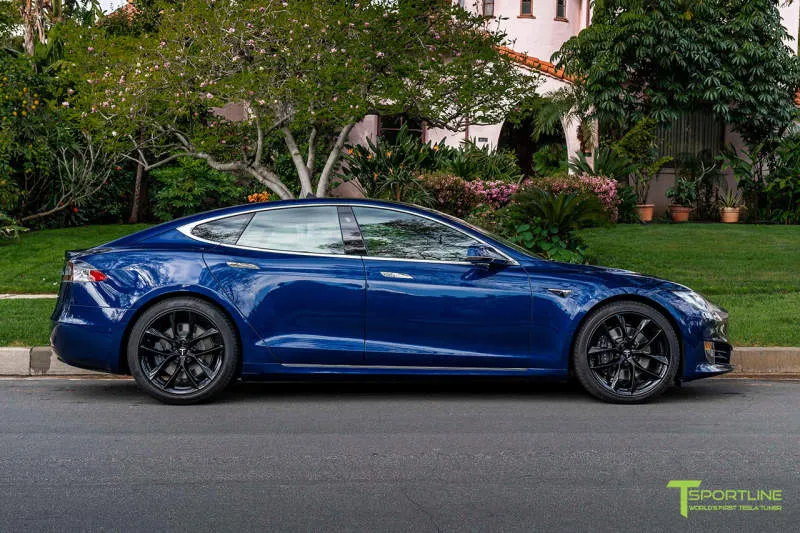Tesla Model S Deep Blue Metallic