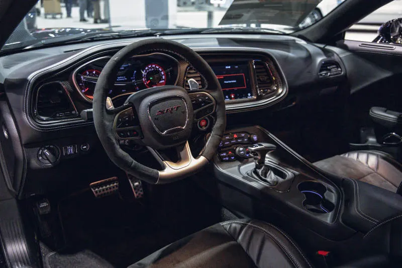 Desain Interior Mobil