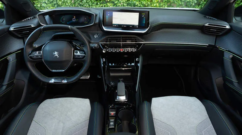 Desain Interior Mobil