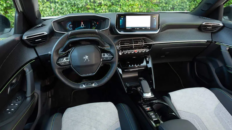 Desain Interior Mobil