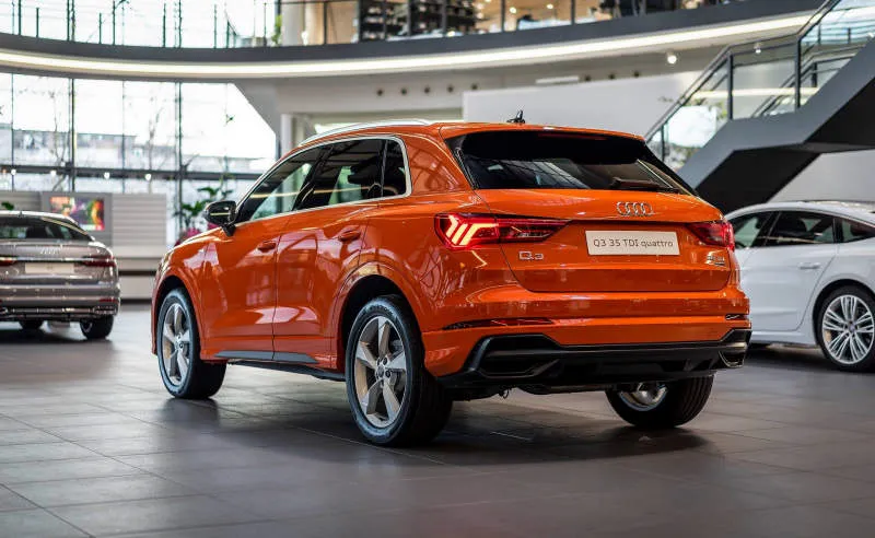 Audi Q3 Chronos Grey