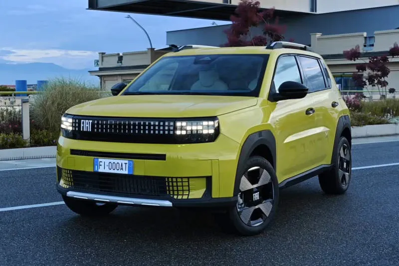 Fiat Panda EV Ocean Blue