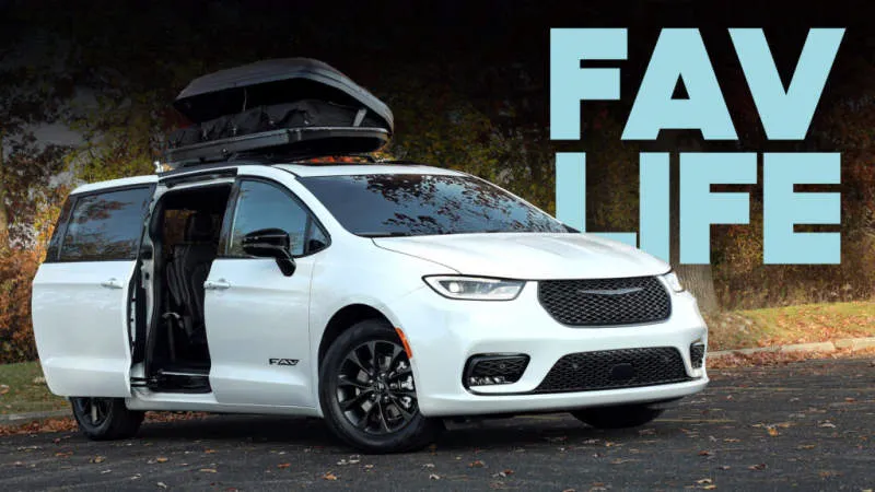 Chrysler Pacifica FAV Edition Bright White