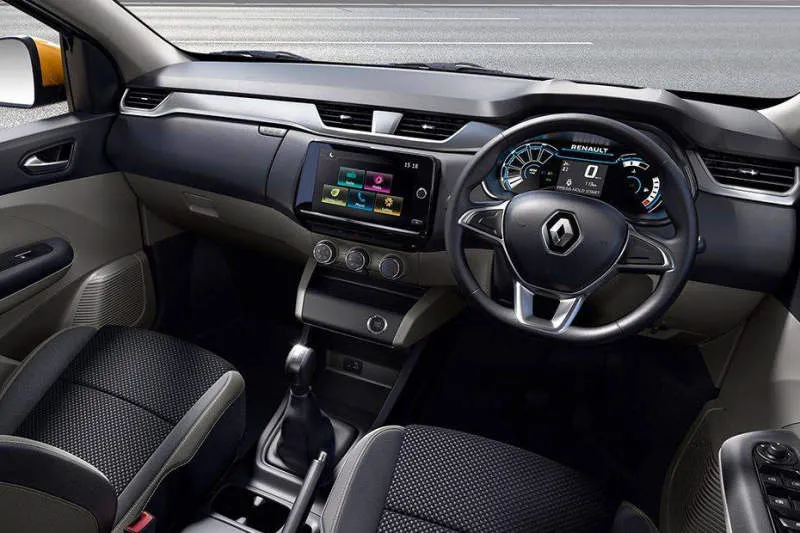 Desain Interior Mobil