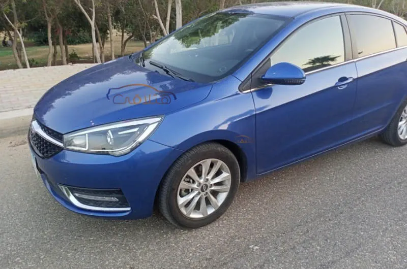 Chery Arrizo 5 Abu-abu