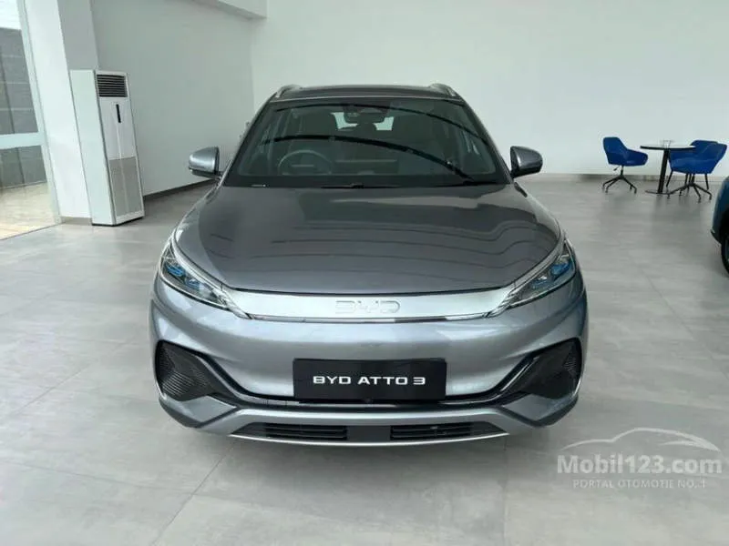 BYD Atto 3 Merah
