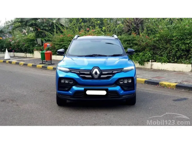 Renault Kiger Hitam