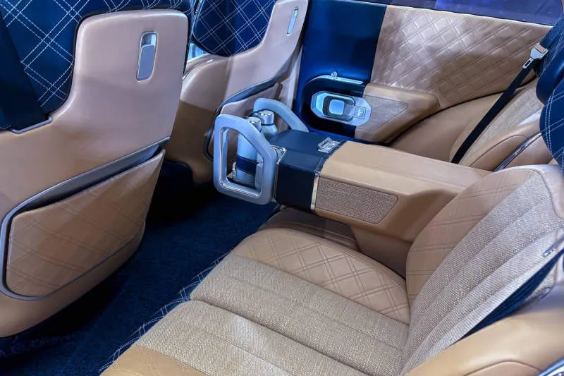 Desain Interior Mobil