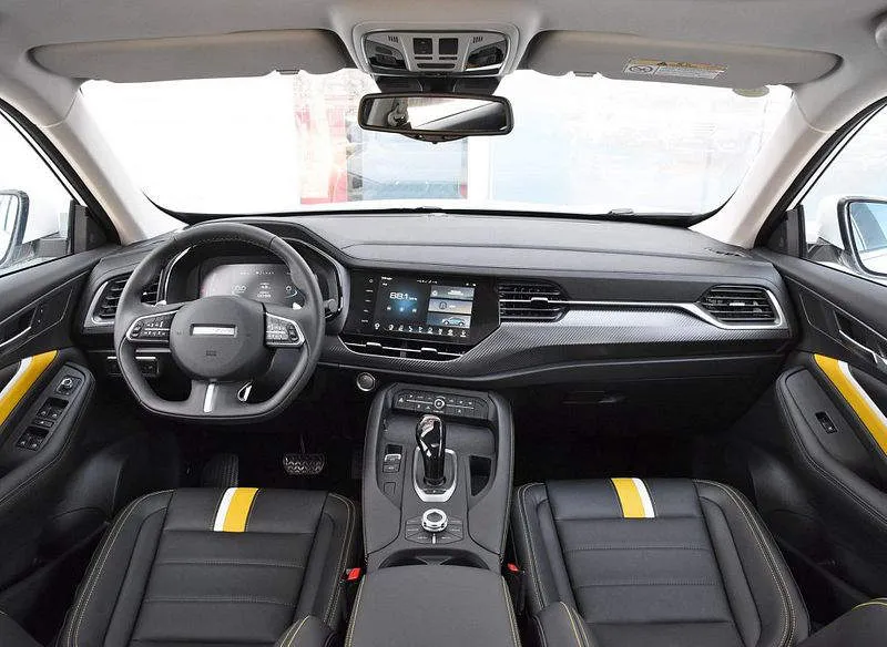 Desain Interior Mobil