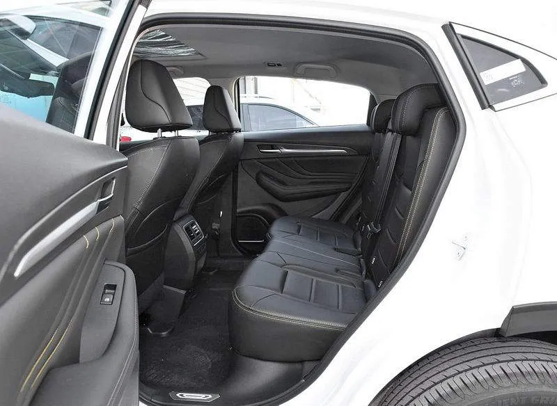Desain Interior Mobil