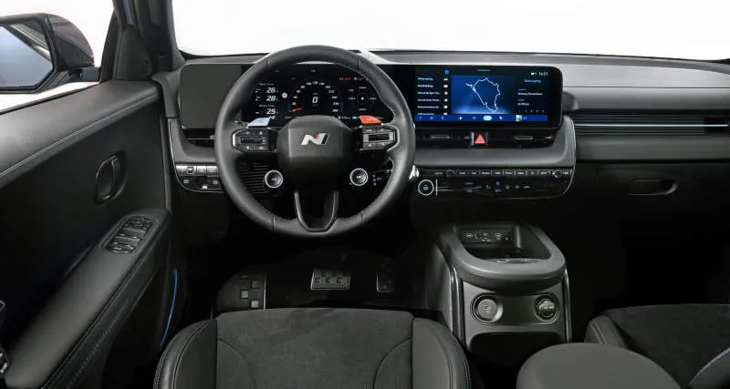 Desain Interior Mobil