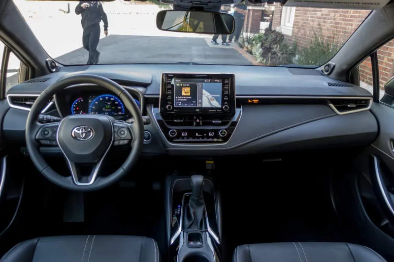 Desain Interior Mobil