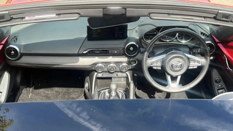 Desain Interior Mobil