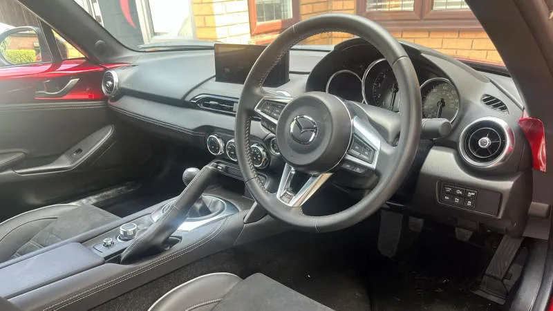 Desain Interior Mobil