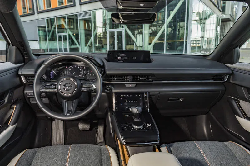 Desain Interior Mobil