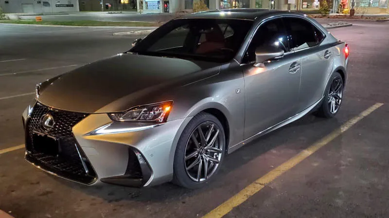 Lexus IS 300 Atomic Silver