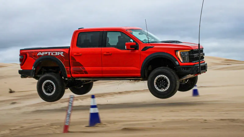 Ford F-150 Raptor R Ingot Silver Metallic