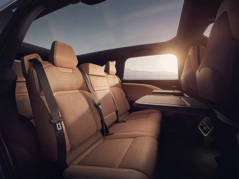 Desain Interior Mobil