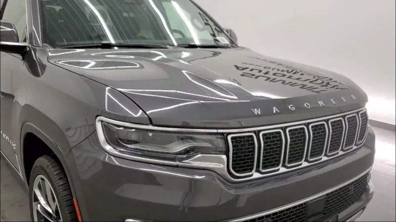Jeep Wagoneer Overland Special Edition Silver Zynith