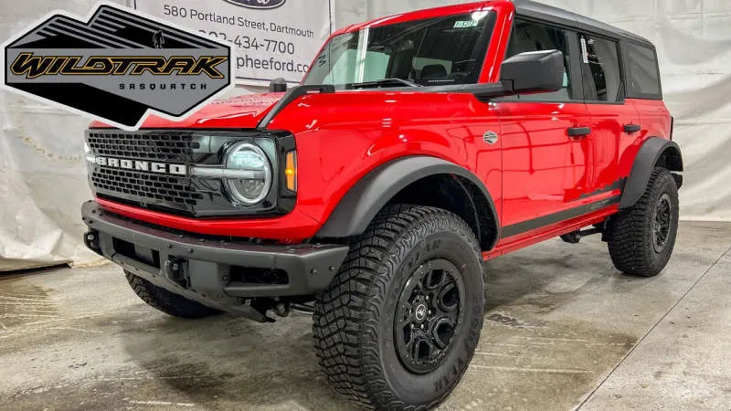 Ford Bronco Hot Pepper Red Tinted Clearcoat Metallic