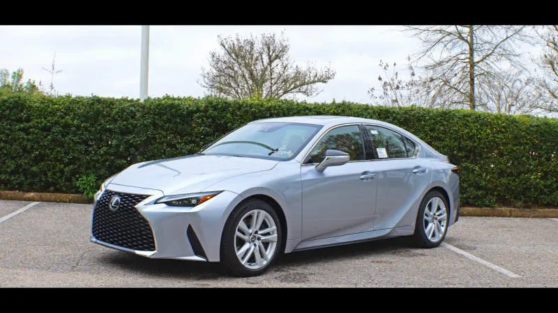 Lexus IS 300 Atomic Silver