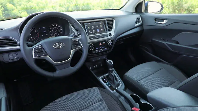 Desain Interior Mobil