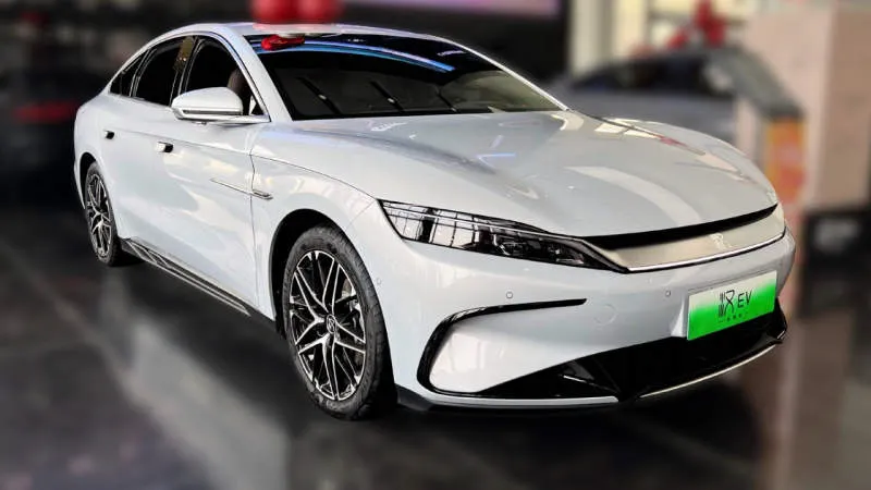 Desain Eksterior Mobil