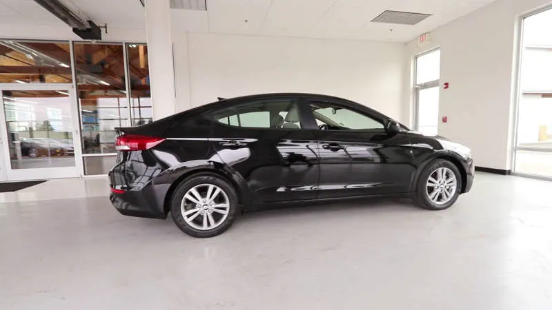 Hyundai Elantra Ceramic White