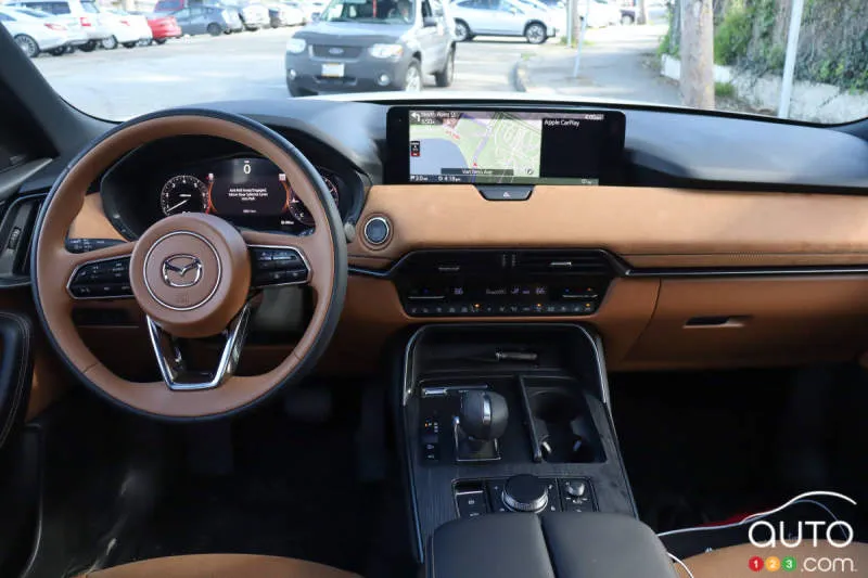 Desain Interior Mobil