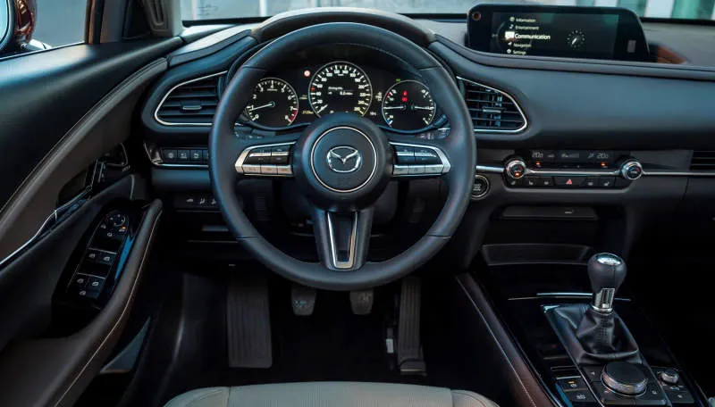 Desain Interior Mobil