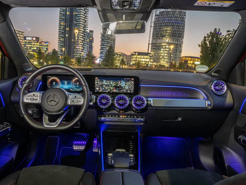 Desain Interior Mobil