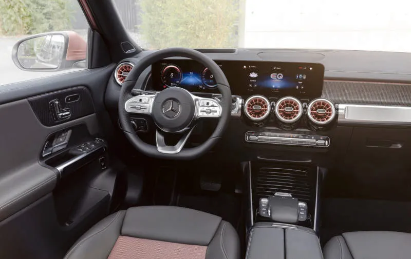 Desain Interior Mobil