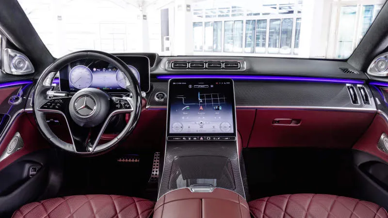Desain Interior Mobil