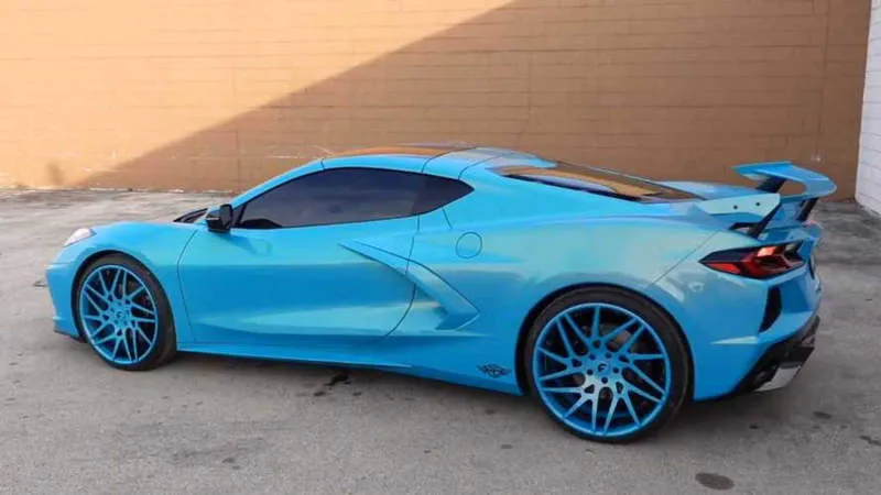 Chevrolet Corvette ZR1 Merah Mist Metalik