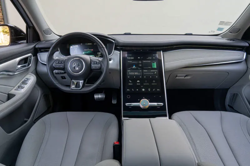 Desain Interior Mobil