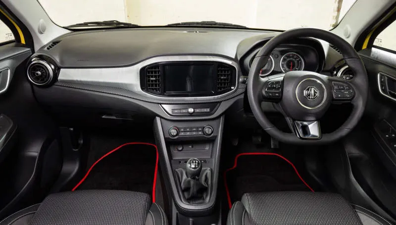 Desain Interior Mobil