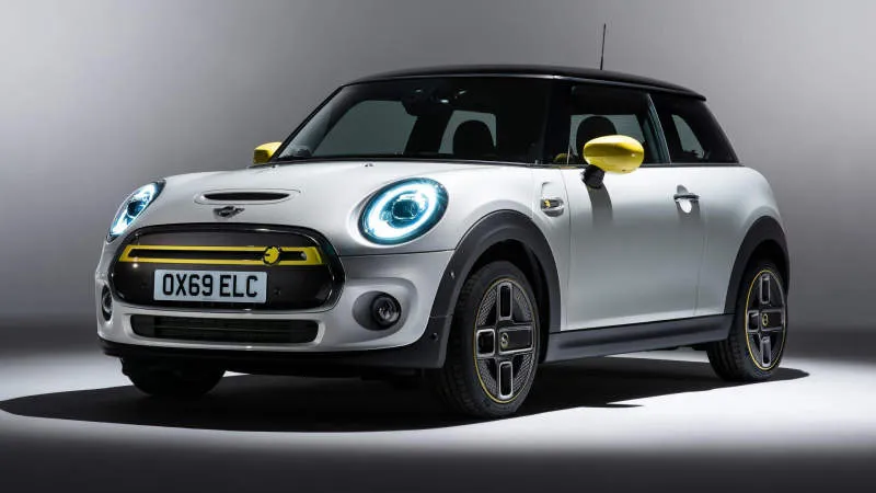 MINI Electric Midnight Black