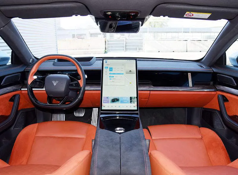 Desain Interior Mobil
