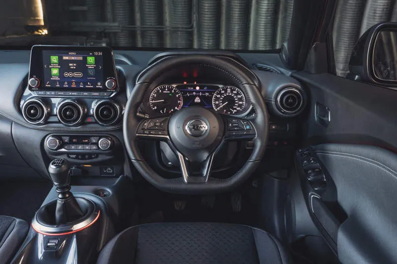 Desain Interior Mobil
