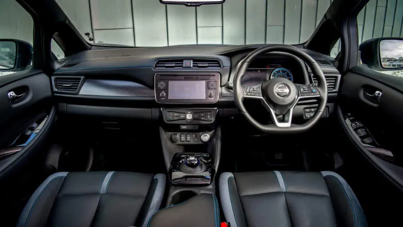 Desain Interior Mobil