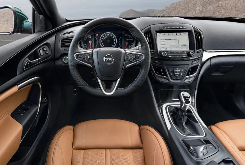 Desain Interior Mobil