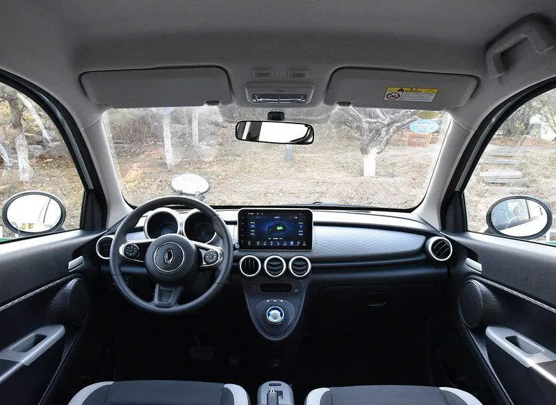 Desain Interior Mobil