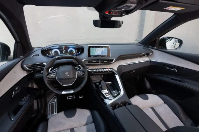 Desain Interior Mobil