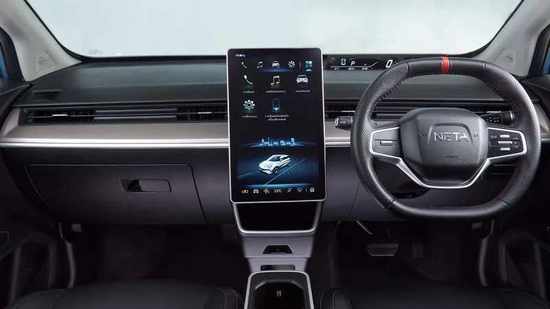 Desain Interior Mobil